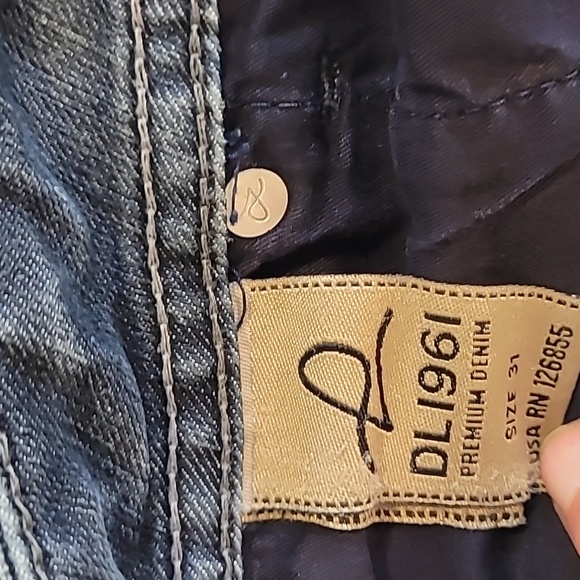 DL1961 Milano Boot Cut Jeans Low-rise - Picture 12 of 14